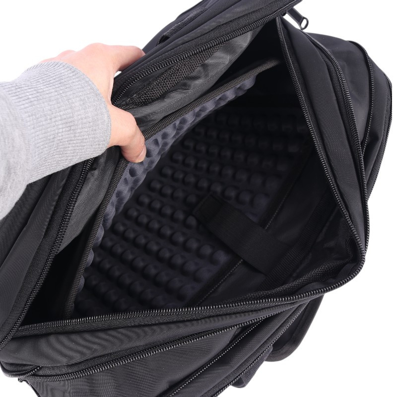 کیف لپ تاپ دوشی Benetton MC-615